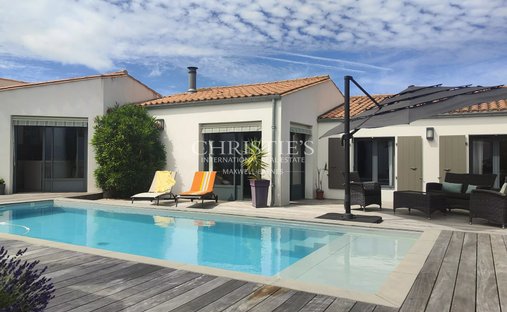 House in La Flotte, Nouvelle-Aquitaine, France 1