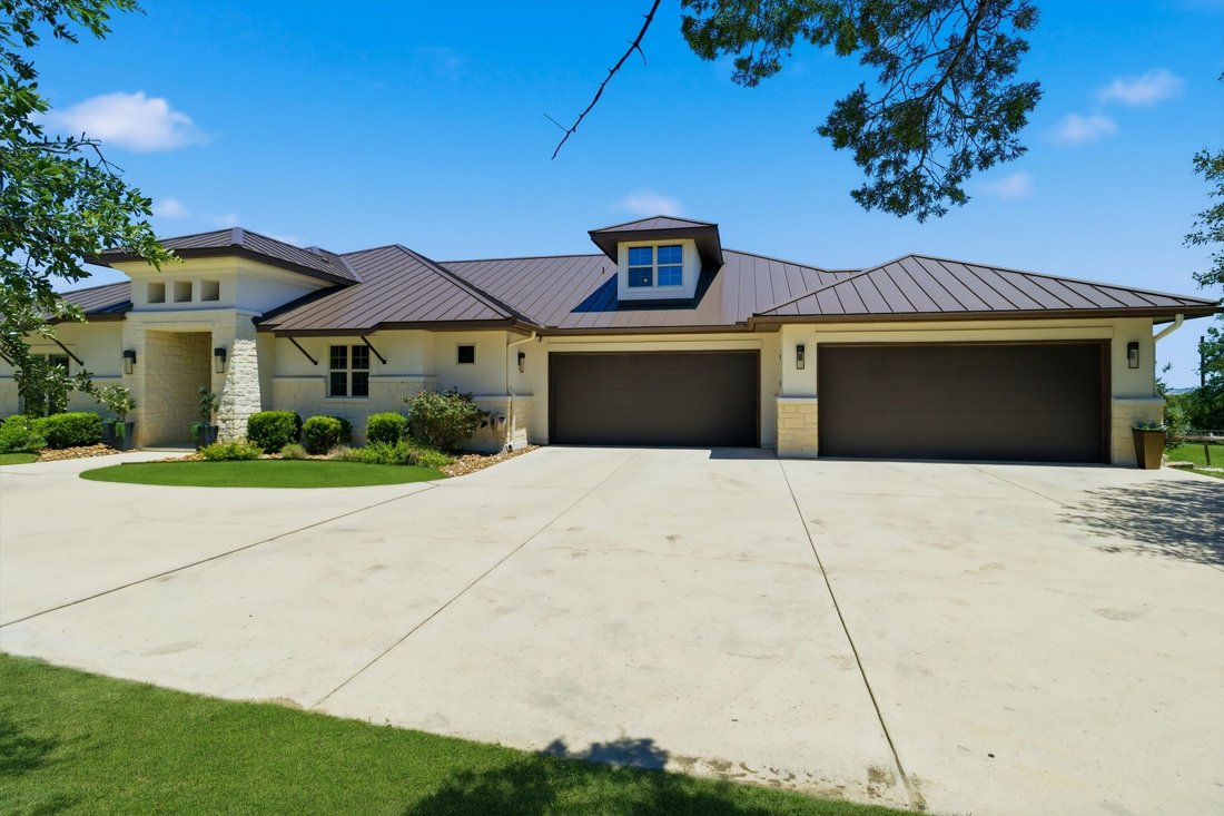 House in Boerne, Texas, United States 2 - 18068622