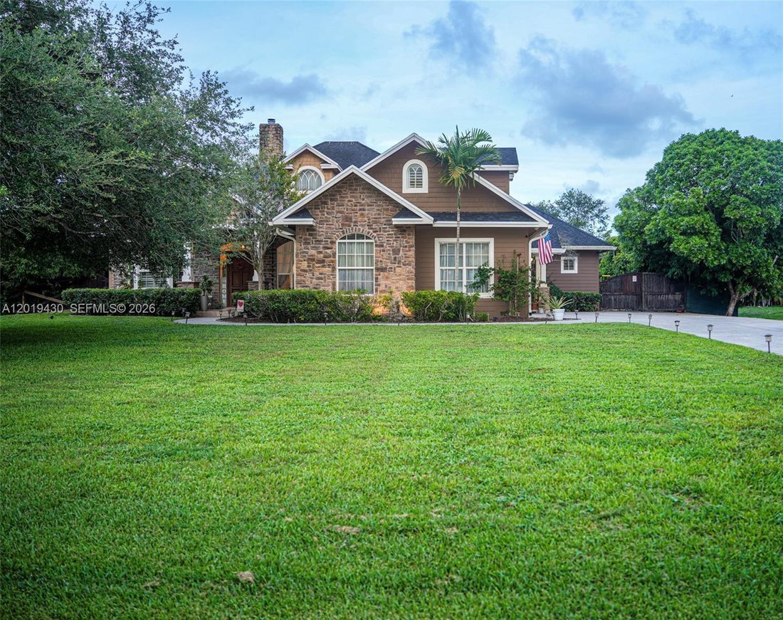 House in Davie, Florida, United States 4 - 18065949