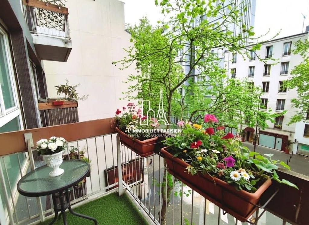 Apartment in Pereire-Malesherbes, Paris 17e Arrondissement, Paris 5 - 18066909