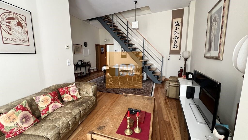 Apartment in Cedofeita, Santo Ildefonso, Se, Miragaia, Sao Nicolau e Vitoria, Porto District, Portugal 1 - 18010860