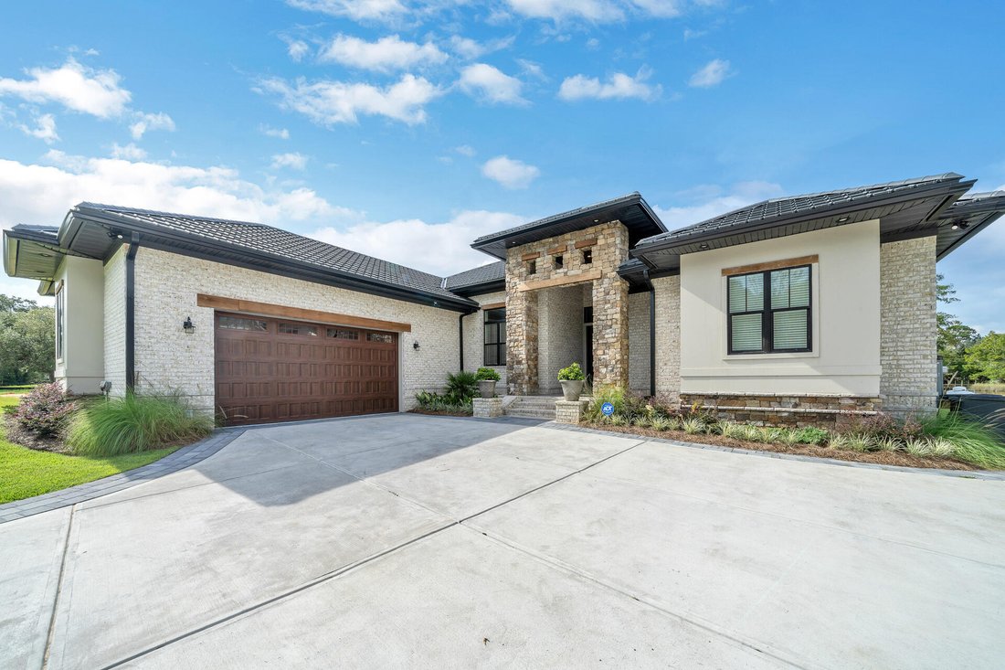 House in Freeport, Florida, United States 4 - 18067123