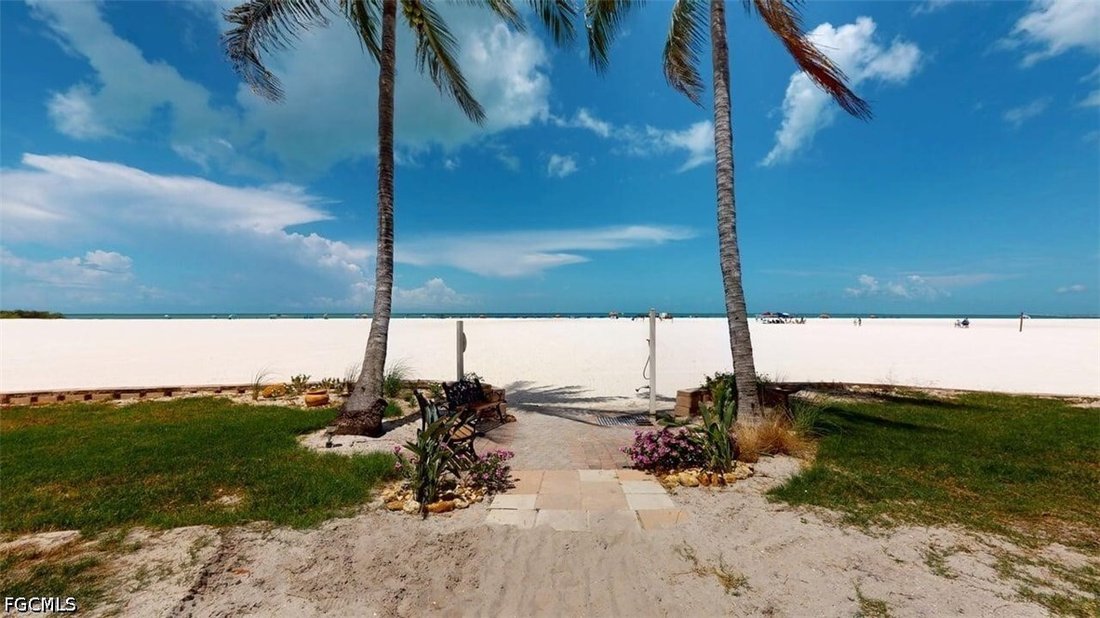 Condo in Fort Myers Beach, Florida, United States 2 - 18065887