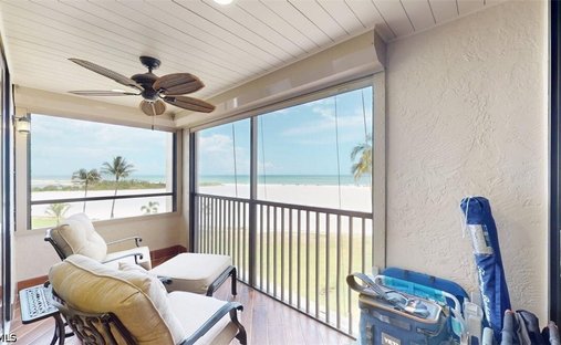 Condo in Fort Myers Beach, Florida, United States 1