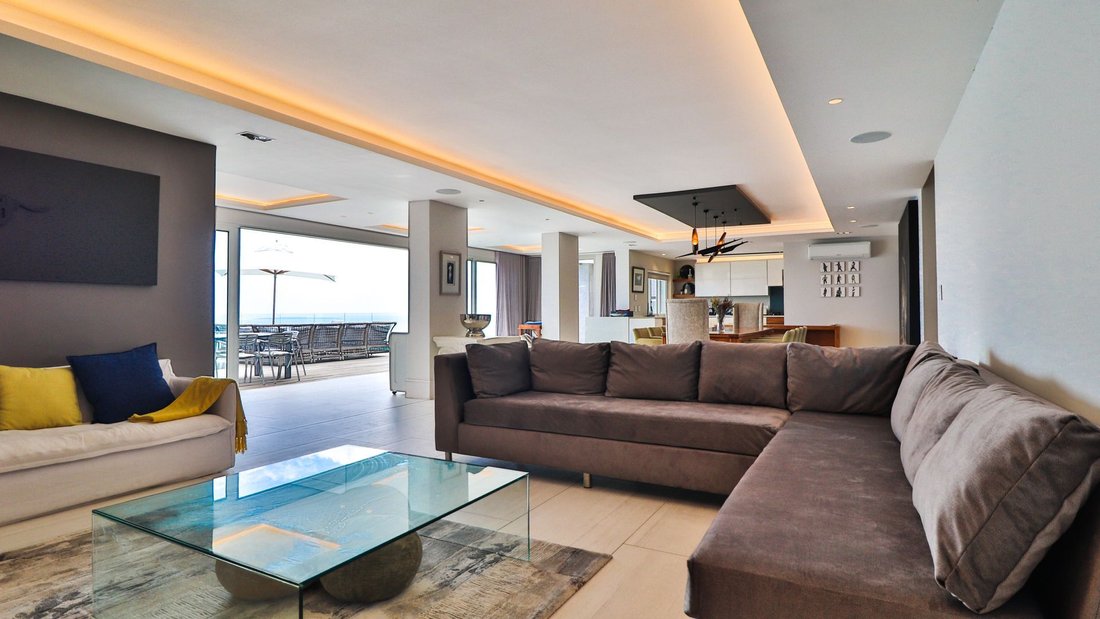 House in Bakoven, Cape Town, South Africa 4 - 18068837