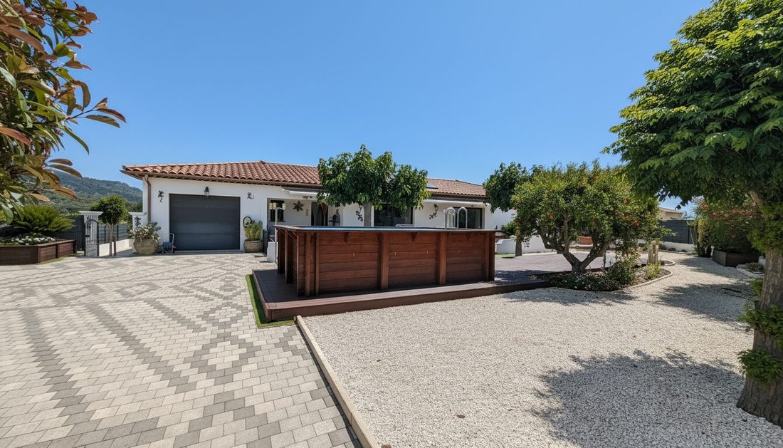 Villa in Gonfaron, Provence-Alpes-Côte d'Azur, France 4 - 18068943