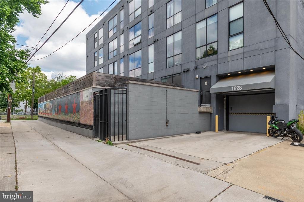 Condo in Washington, District of Columbia, United States 5 - 18068454
