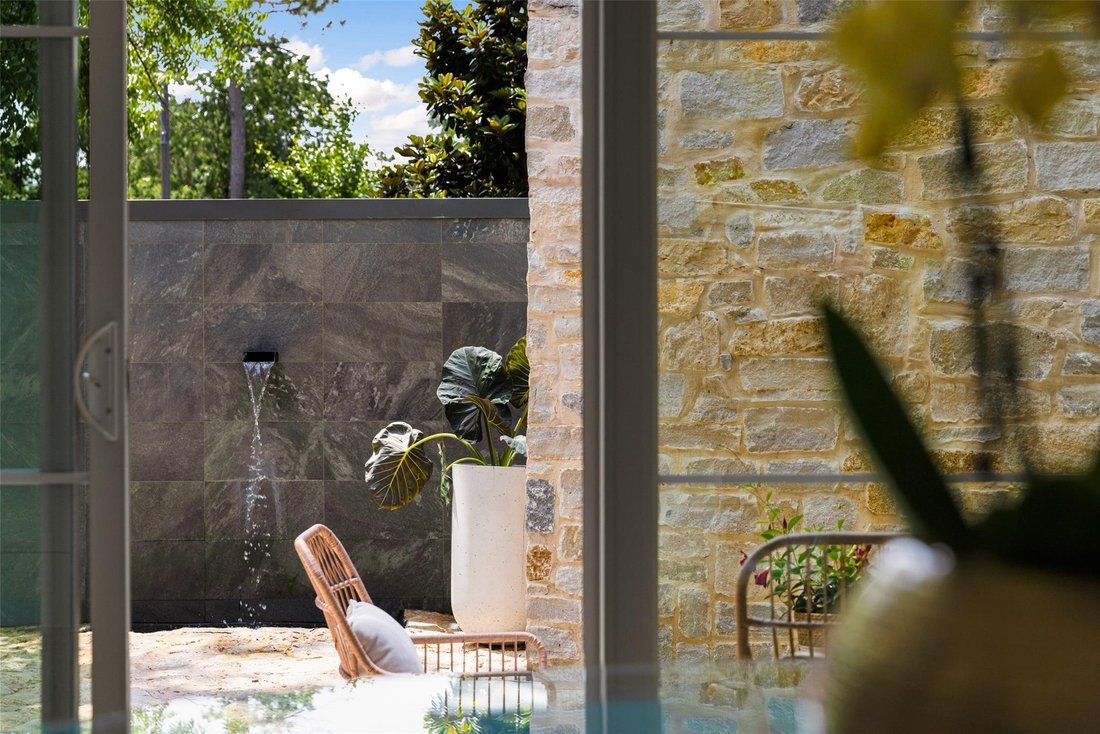 House in Dallas, Texas, United States 4 - 17702115