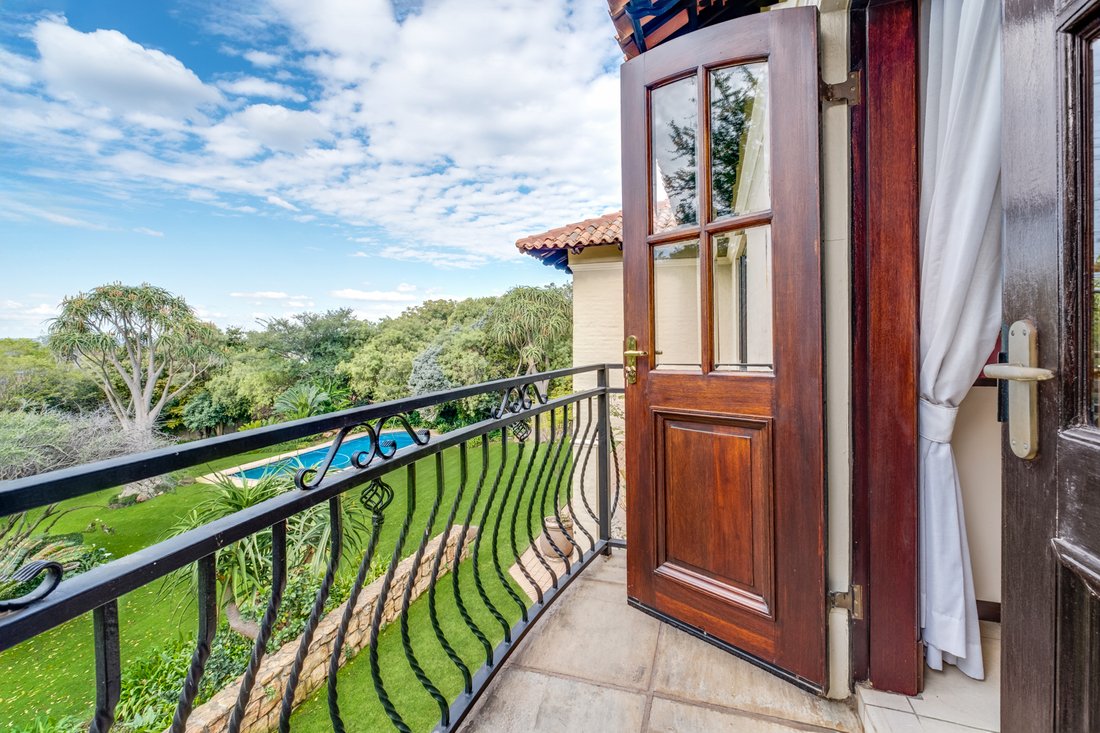 House in Bryanston, Gauteng, South Africa 3 - 18068689