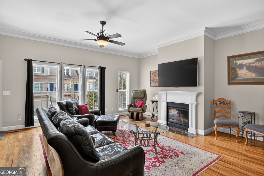 Townhouse in Scottdale, Georgia, United States 3 - 18066677
