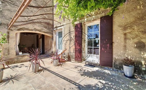 Maison à Cheval-Blanc, Provence-Alpes-Côte d'Azur, France 1