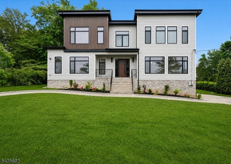 House in Millburn, New Jersey, United States 1 - 18068592