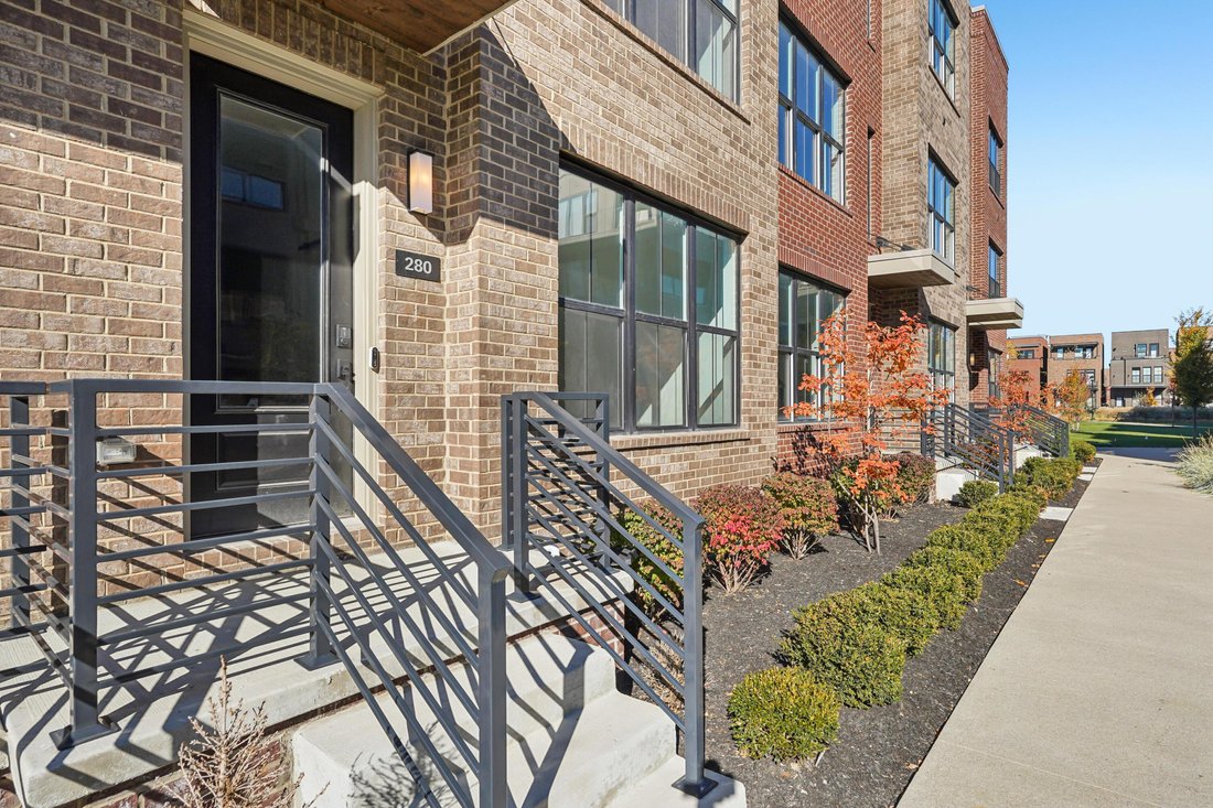 Condo in Columbus, Ohio, United States 5 - 18065716