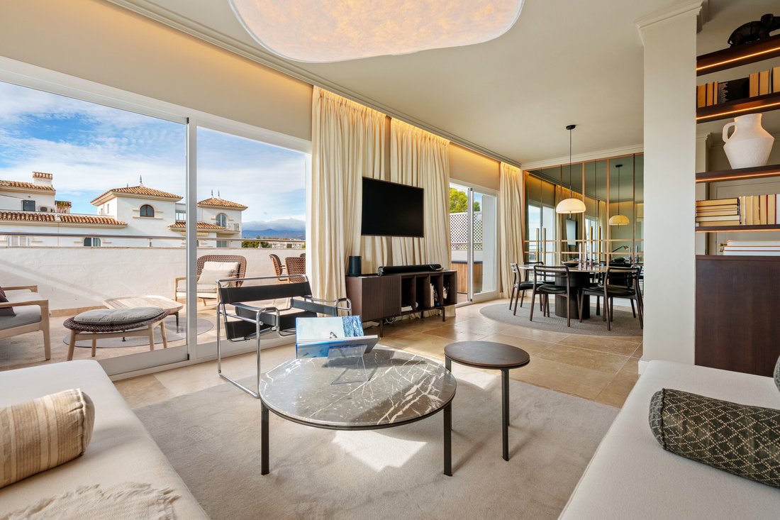 Apartment in Puerto Banus, Marbella, Spain 2 - 18067573