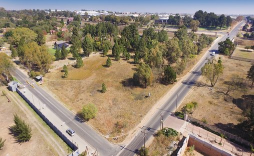 Land in Midrand, Gauteng, South Africa 1