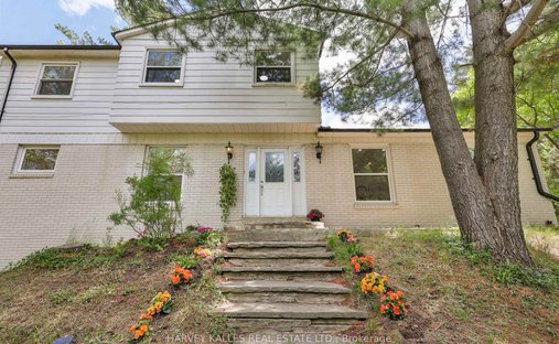 House in Markham, Ontario, Canada 1