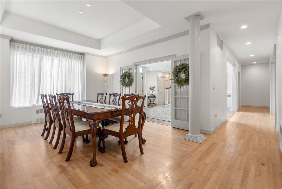 House in Cranston, Rhode Island, United States 3 - 18067674