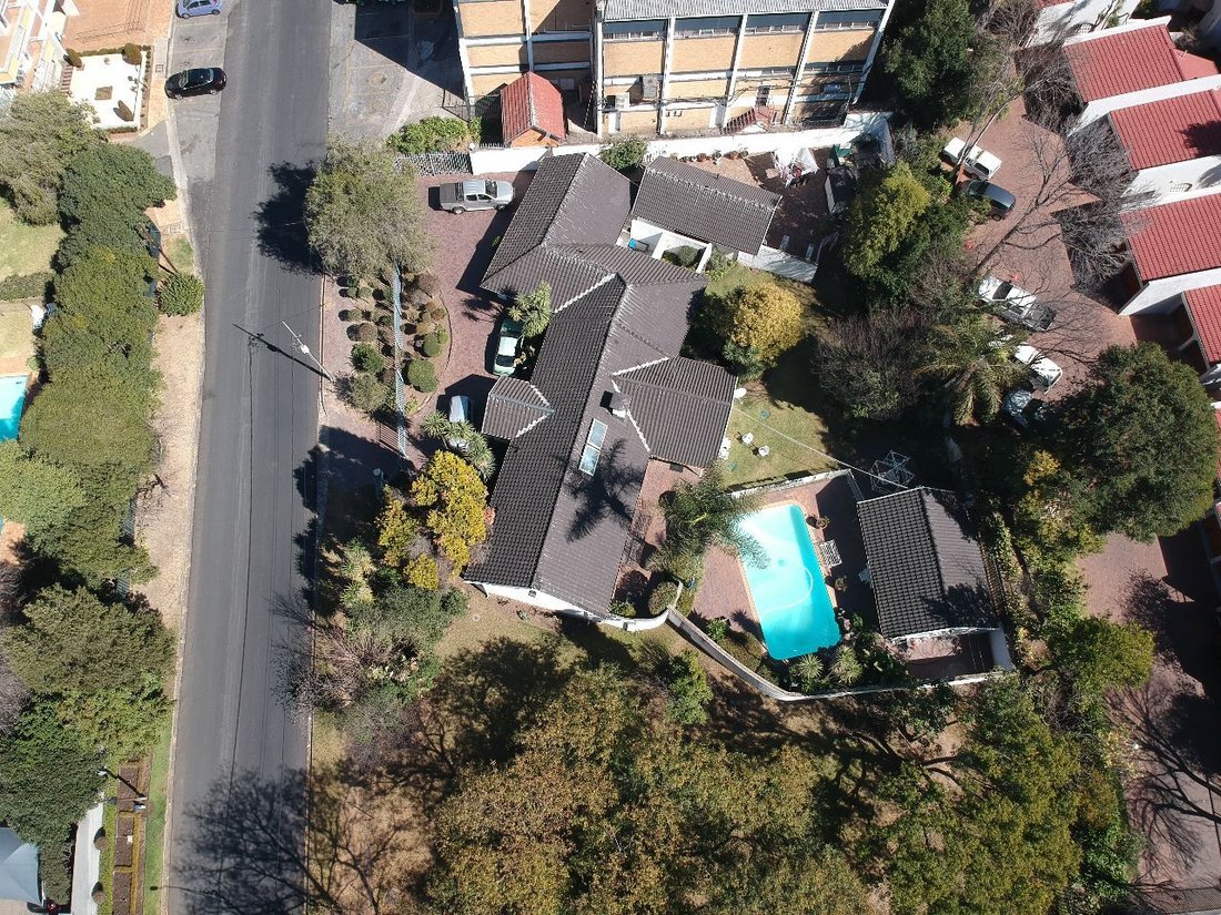 Land in Melrose North, Gauteng, South Africa 1 - 18069001