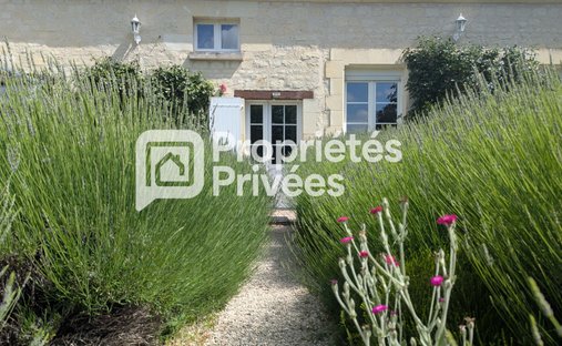 Villa in Chinon, Centre-Val de Loire, France 1