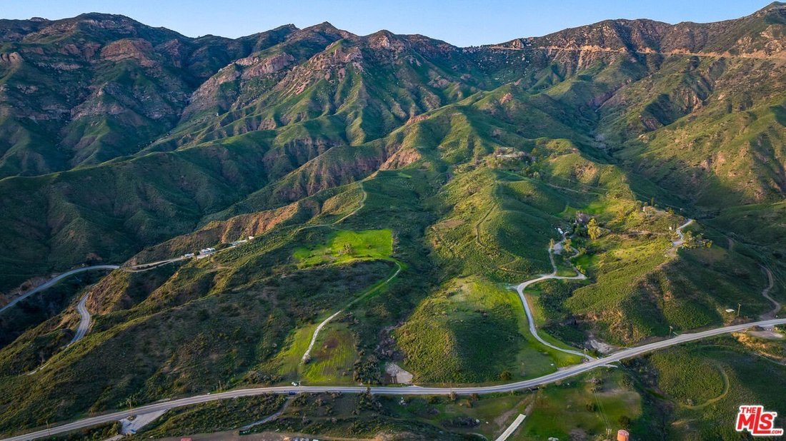 Land in Malibu, California, United States 1 - 18068601