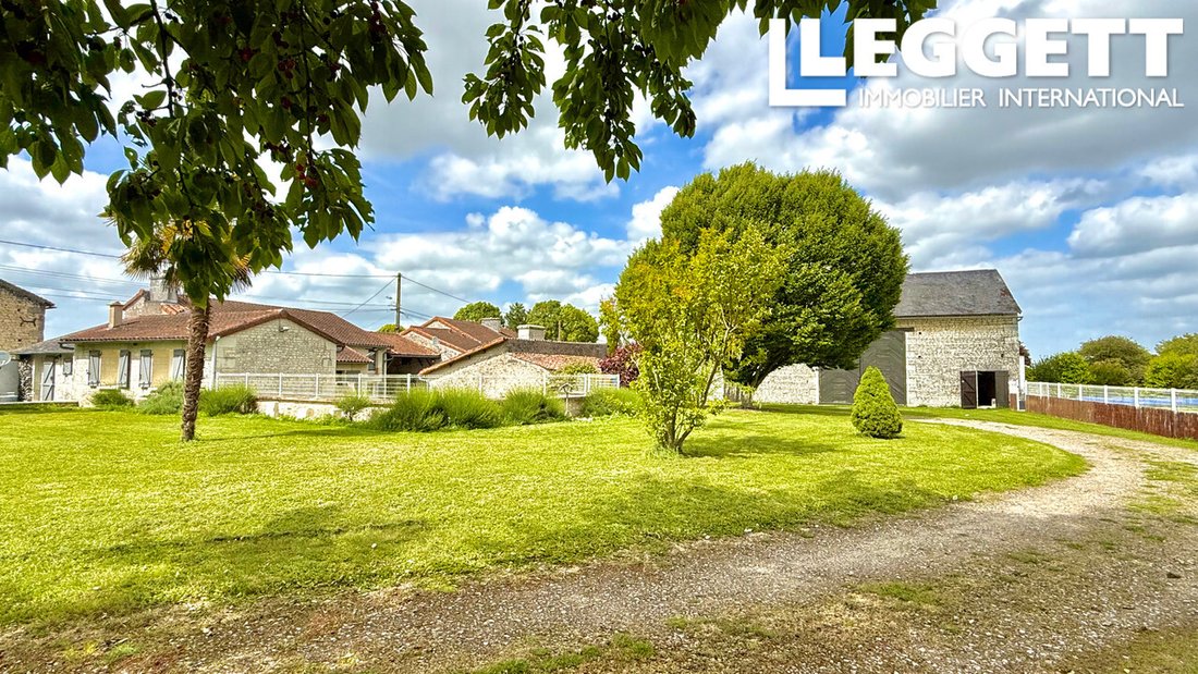 House in Dercé, Nouvelle-Aquitaine, France 3 - 18067668