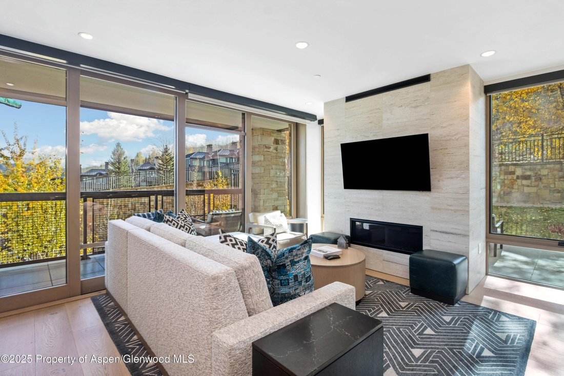 Condo in Snowmass Village, Colorado, United States 2 - 18067398