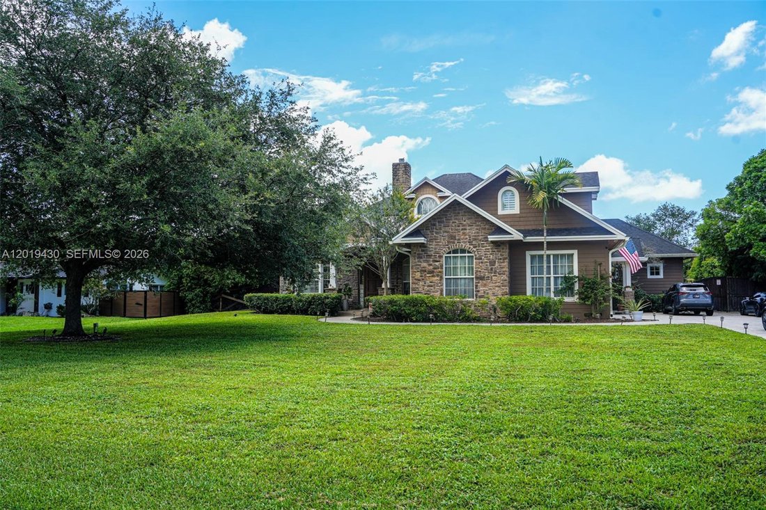 House in Davie, Florida, United States 3 - 18065949