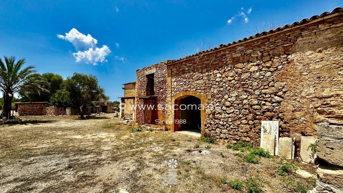 Finca in Llucmajor, Balearic Islands, Spain 5 - 13470665