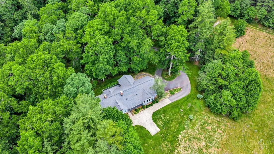 House in West Jefferson, North Carolina, United States 3 - 18003347