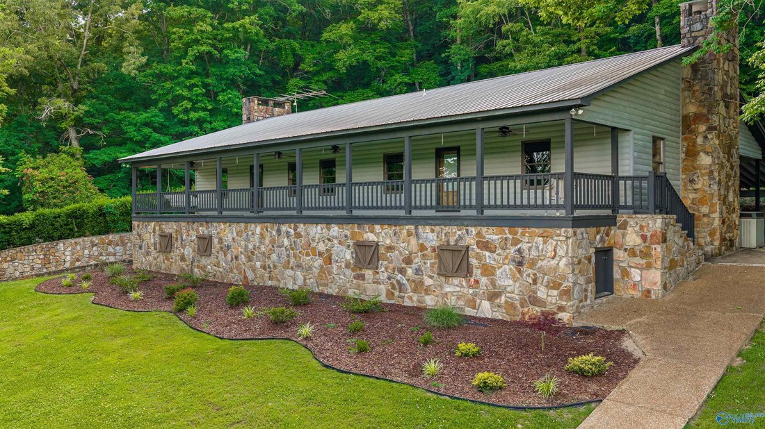 House in Collinsville, Alabama, United States 1 - 17680155
