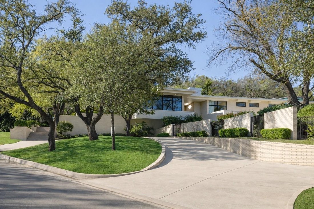 House in Fort Worth, Texas, United States 2 - 17441105