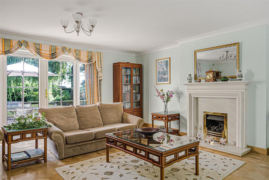 House in Bishop's Stortford, England 5 - 18065819