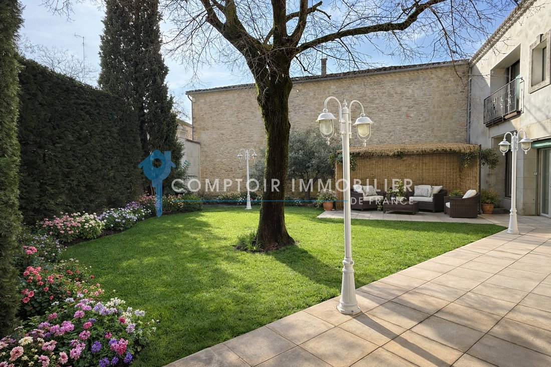 Castle in Centre Ville, Vauvert, France 4 - 18067210