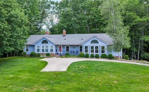 House in West Jefferson, North Carolina, United States 1