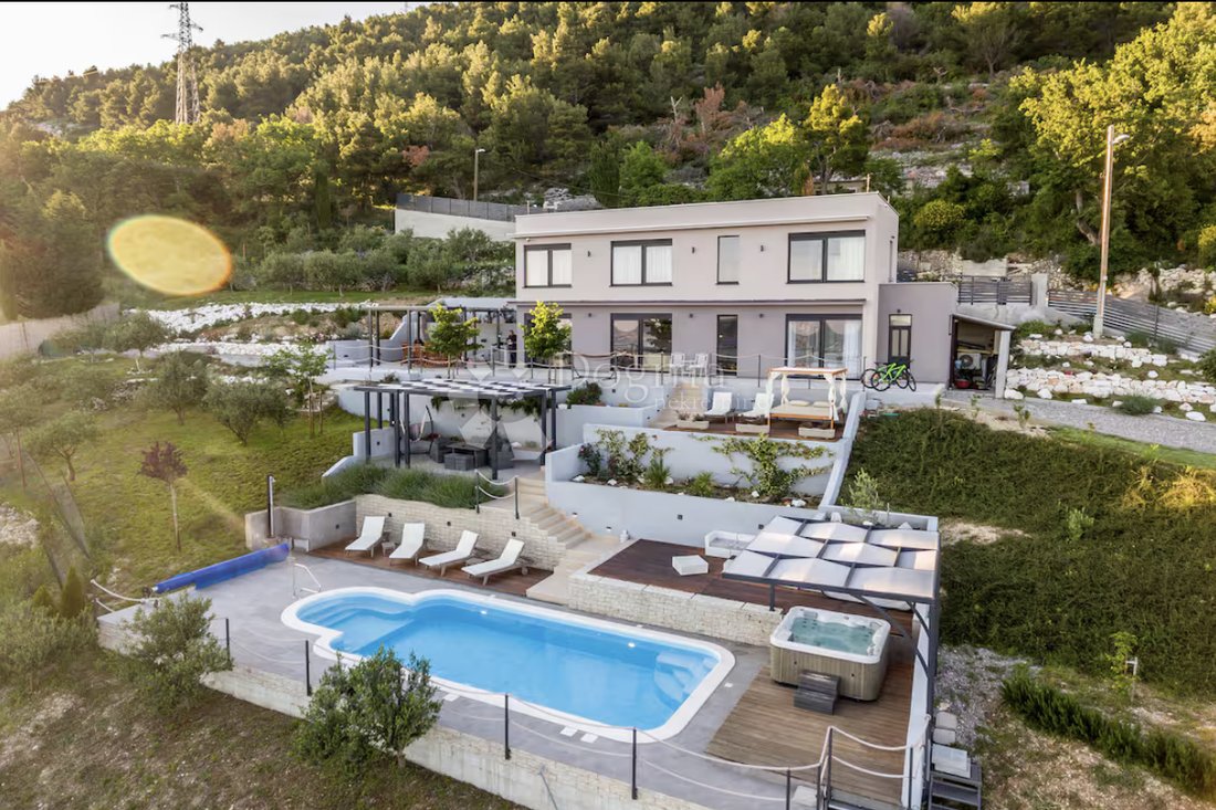 House in Kastel Stari, Split-Dalmatia County, Croatia 3 - 18067559