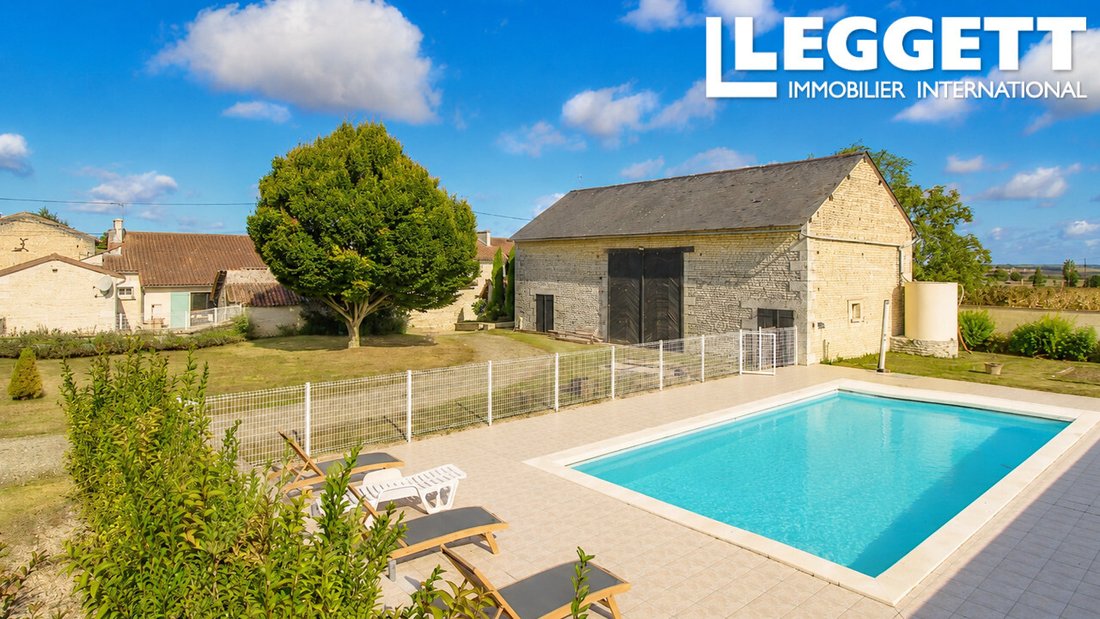 House in Dercé, Nouvelle-Aquitaine, France 2 - 18067668