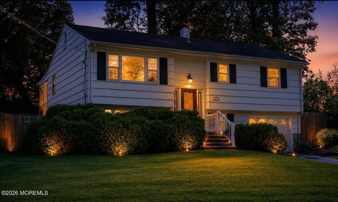 House in Neptune Township, New Jersey, United States 2 - 18041597