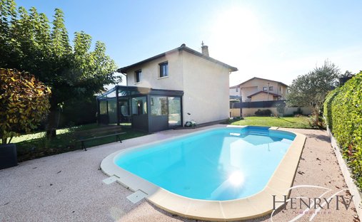 House in Palisses-Tuileries-Montfort-Belledonne, Crolles, France 1