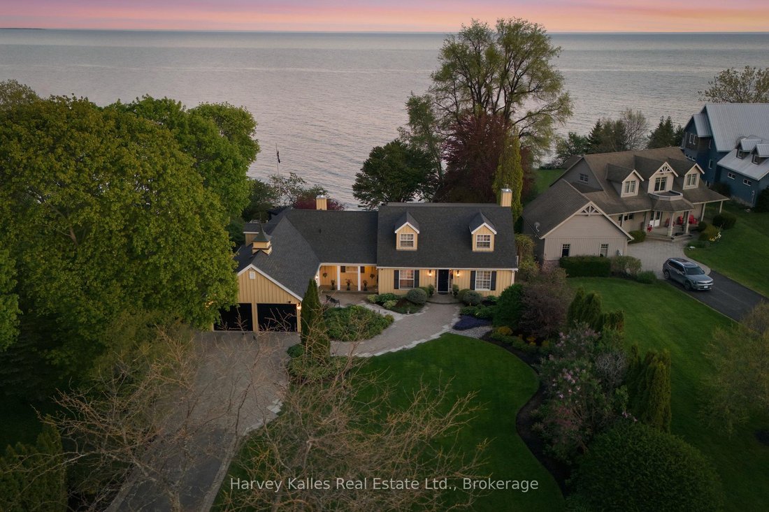 House in Wellington, Ontario, Canada 2 - 18068538