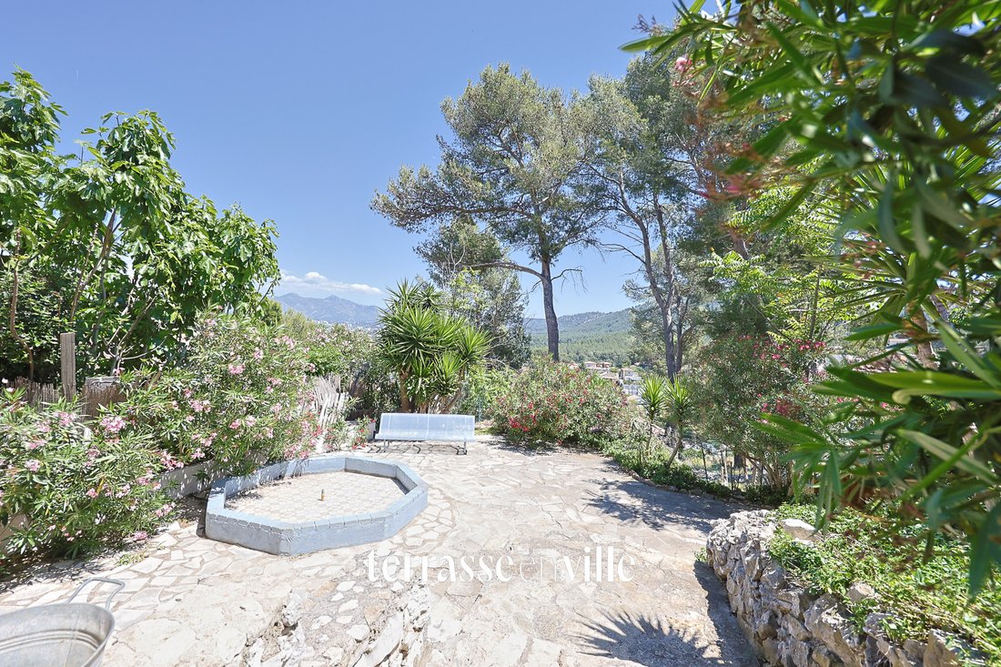 House in La Barasse, Marseille, Provence-Alpes-Côte d'Azur 1 - 18067265