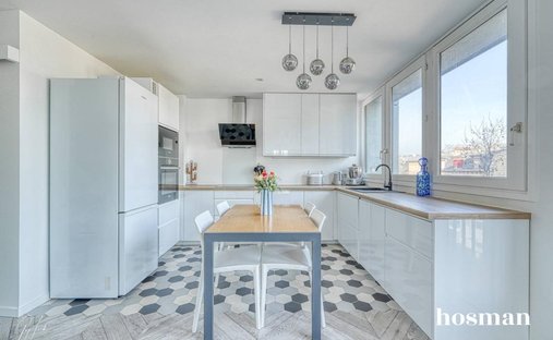 Apartment in Parchamp–Albert Kahn, Boulogne-Billancourt, France 1
