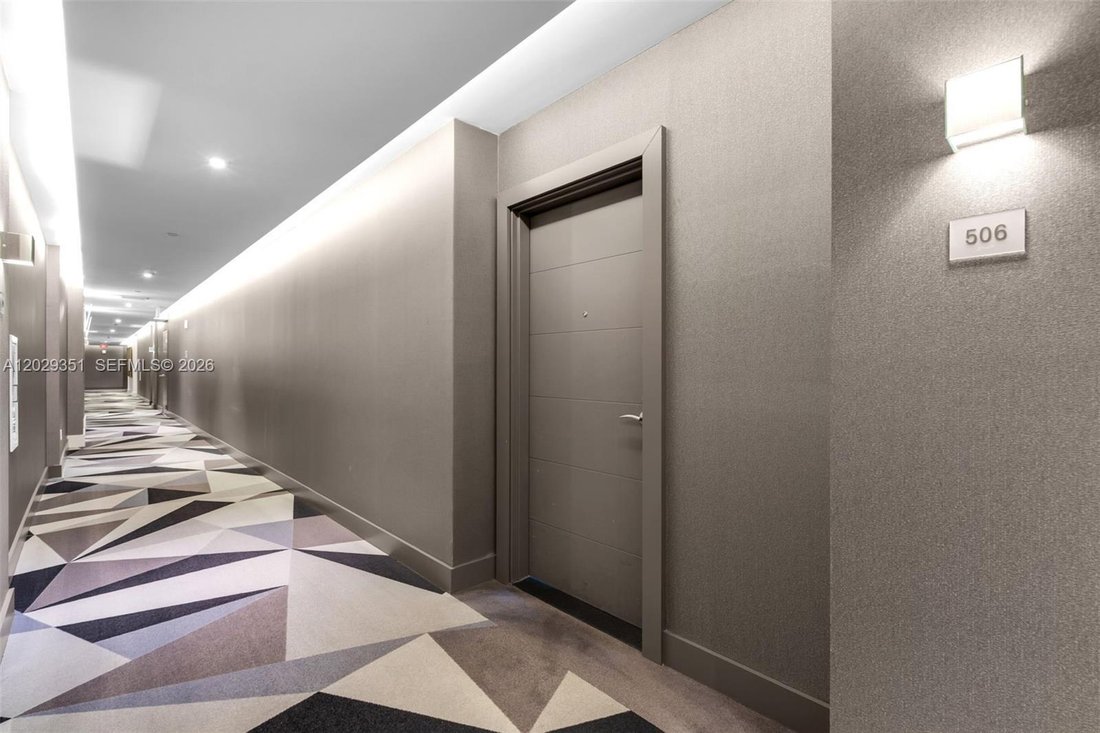 Condo in North Miami Beach, Florida, United States 4 - 18065919