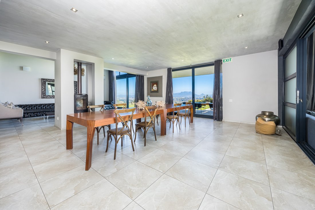 Farm Ranch in Brackenfell South, Cape Town, South Africa 5 - 18068972
