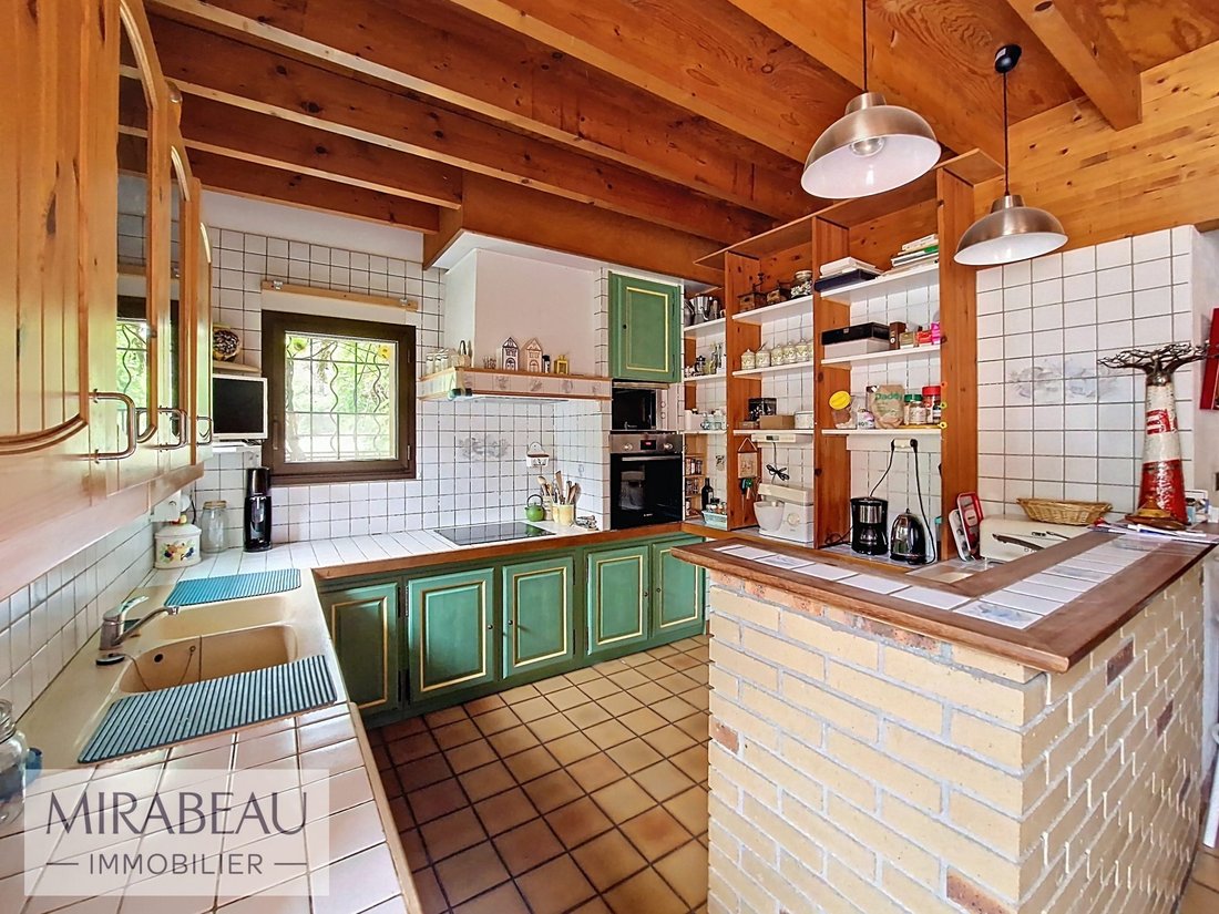 House in Pierrevert, Provence-Alpes-Côte d'Azur, France 3 - 18068900
