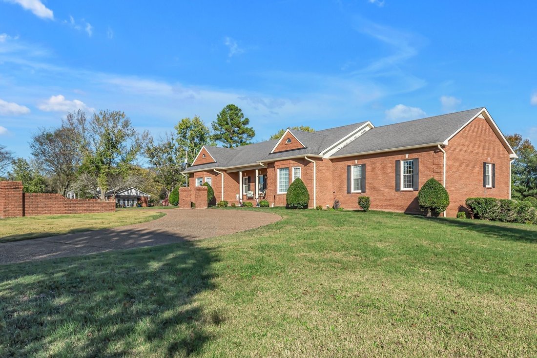 House in Gallatin, Tennessee, United States 1 - 18066215