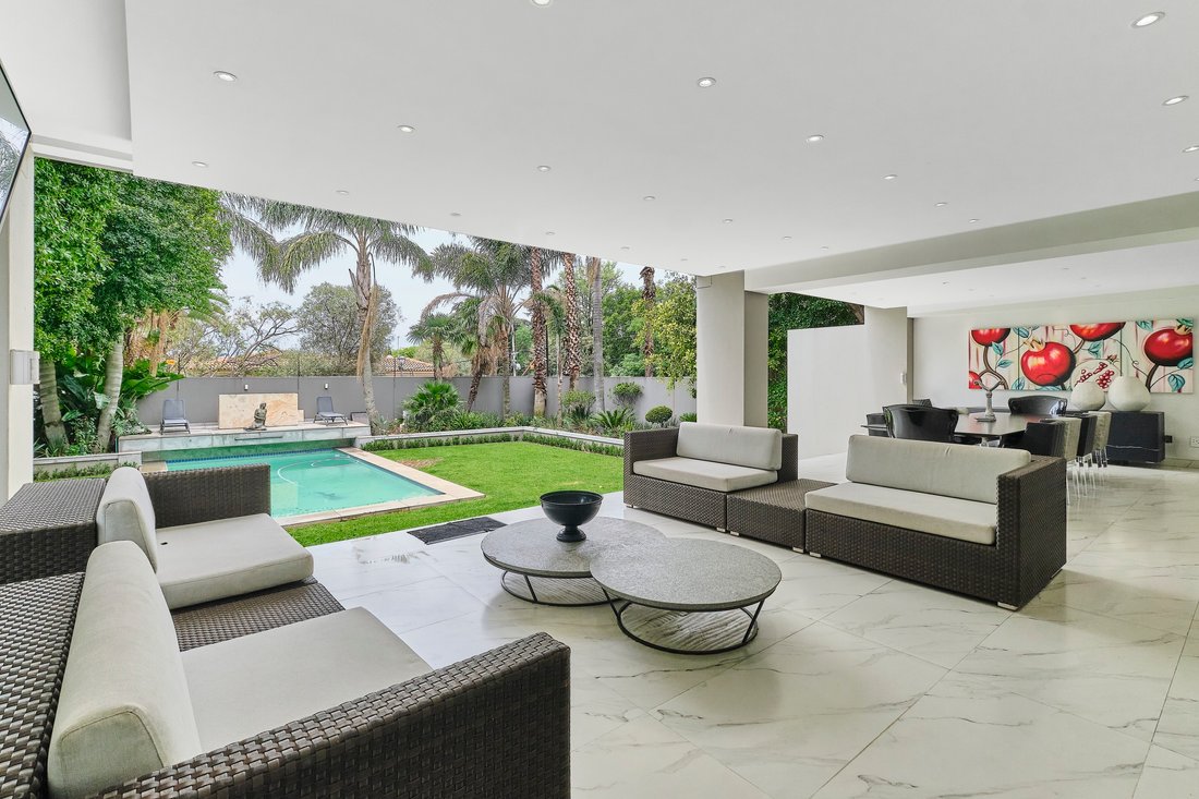 House in Benmore Gardens, Gauteng, South Africa 1 - 18068768