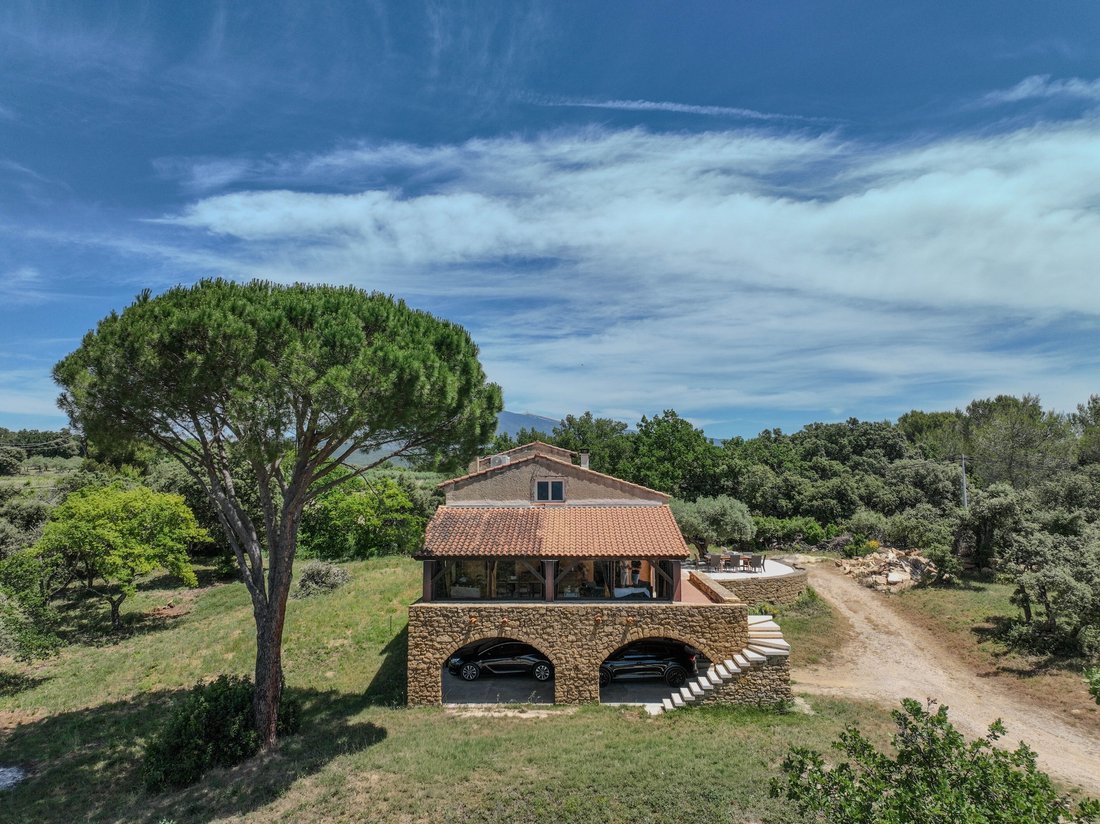 House in Saint-Hippolyte-le-Graveyron, Provence-Alpes-Côte d'Azur, France 2 - 18065582