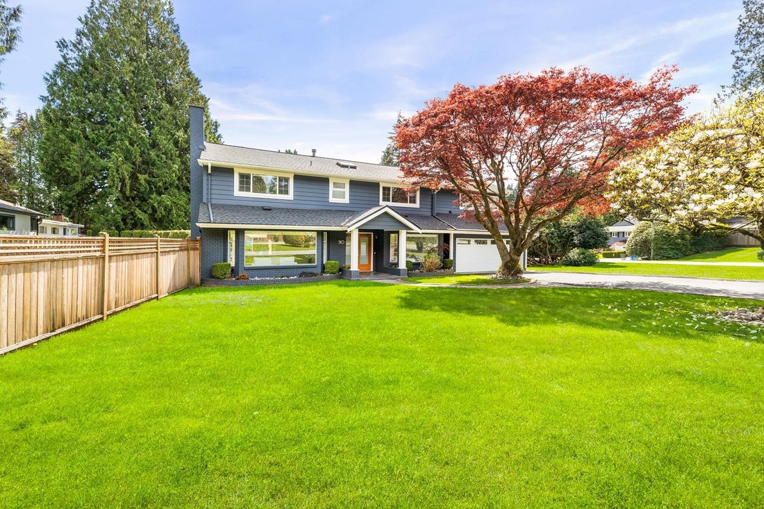 House in West Vancouver, British Columbia, Canada 3 - 18067509