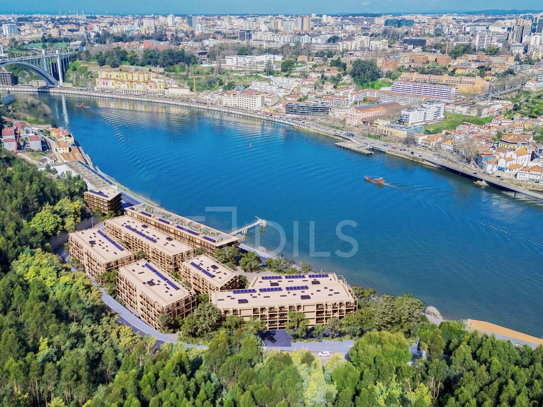Apartment in Santa Marinha e Sao Pedro da Afurada, Porto District, Portugal 1 - 17810543