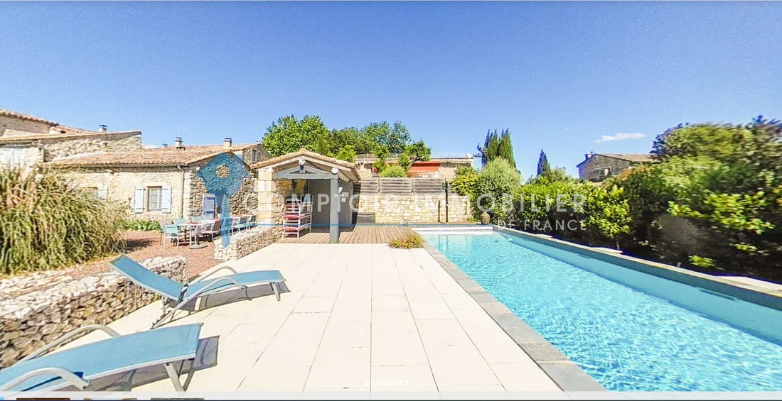 Maison à Uzès, Occitanie, France 1 - 18067377